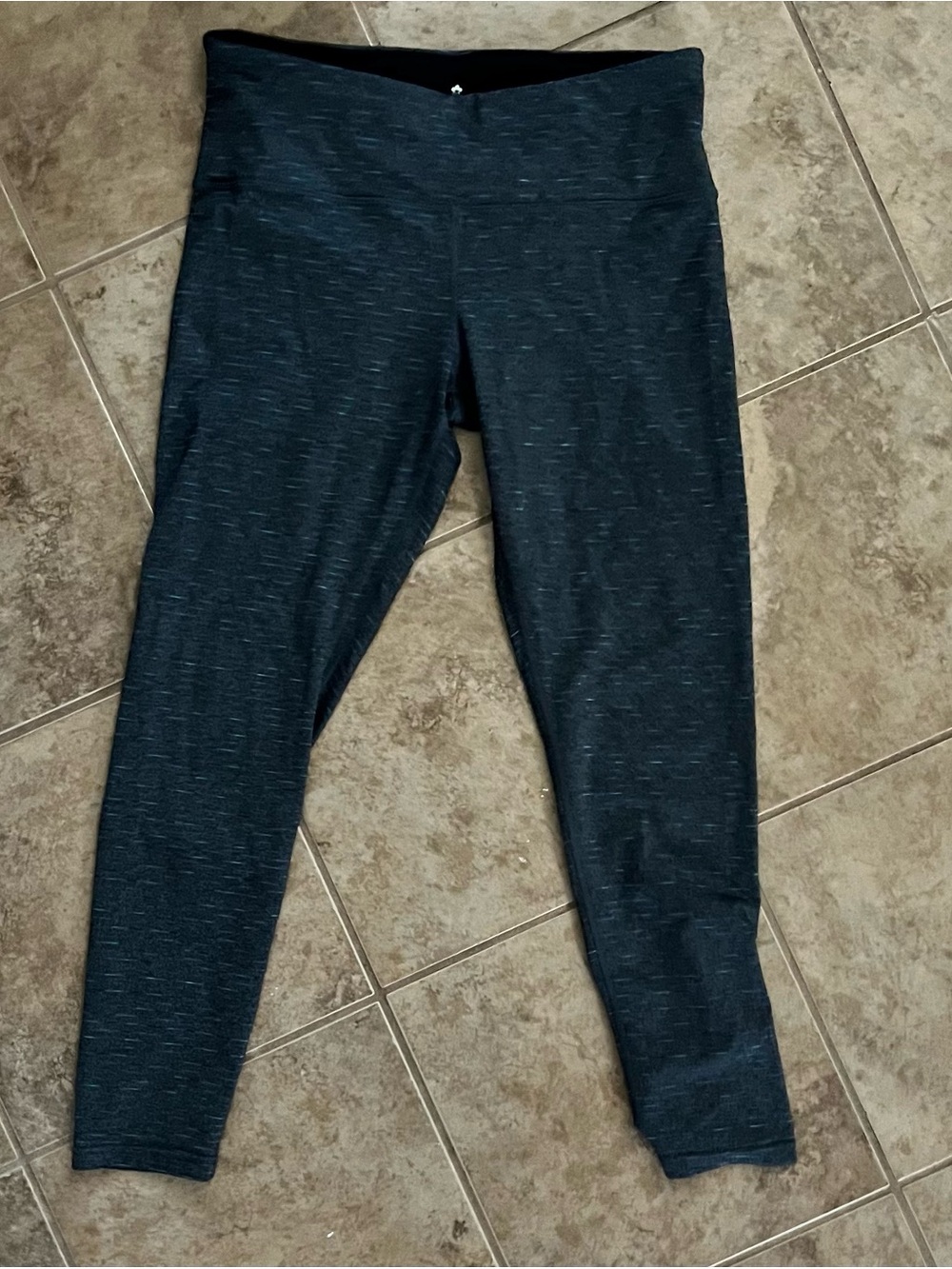 Grey High Rise Compression Workout Pants - L